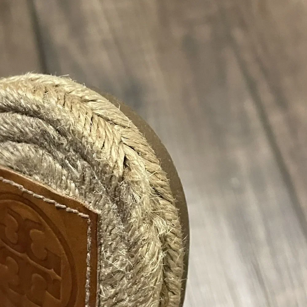 Tory Burch Brown Leather Emmy Flat Espadrilles Thong Sandals Size 8B Womens